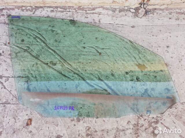 Стекло переднее правое Mercedes W204 C Class Стекло переднее правое Mercedes W204 C Class