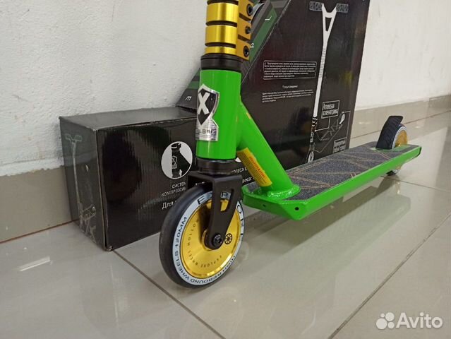 Трюковой самокат Explore Leidart Pro Green (новый) Трюковой самокат Explore Leidart Pro Green (новый)
