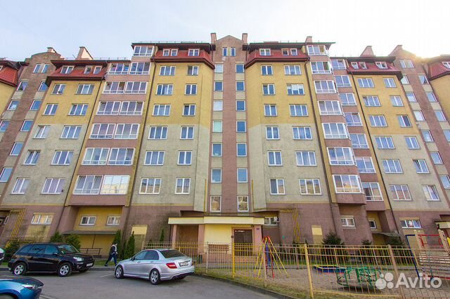 недвижимость Калининград Александра Суворова 40