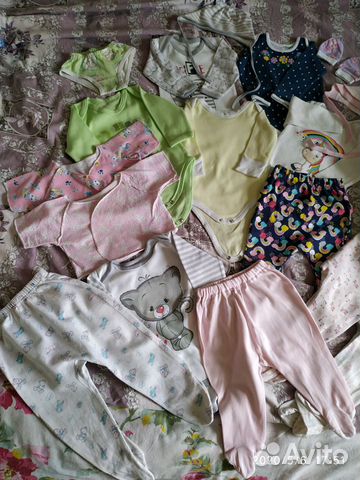Вещи на девочку 0-6мес -17 шт