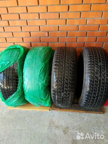 Продам шины Bridgestone 265/65 R17 б/у