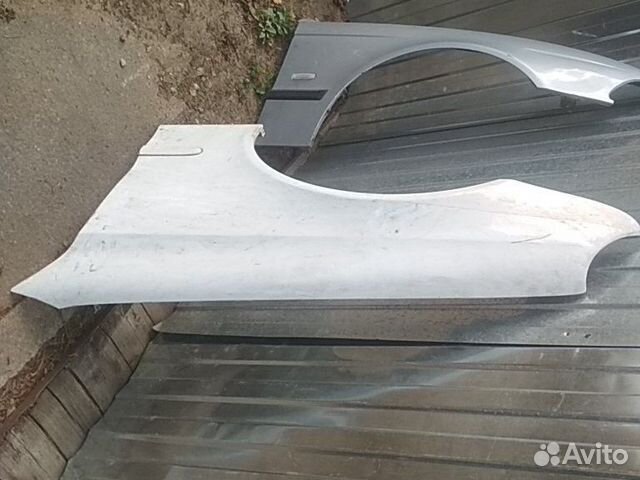 Крыло Мерседес Бенц е211 Крыло Мерседес Бенц е211