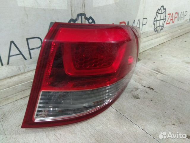 Фонарь правый Kia Rio UB