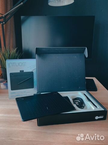 Планшет Wacom Intuos Art S Планшет Wacom Intuos Art S