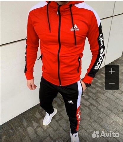 Спортивный костюм Спортивный костюм