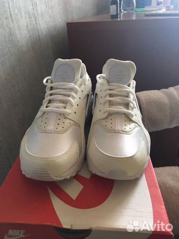 Кроссовки Nike Air Huarache Run оригинал.Новые Кроссовки Nike Air Huarache Run оригинал.Новые