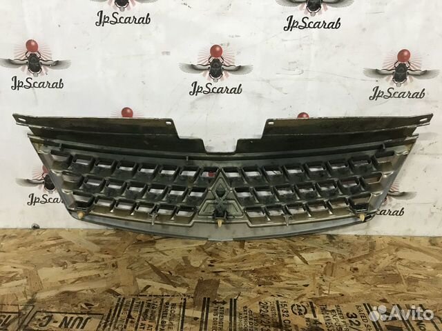 Решетка радиатора Mitsubishi Outlander XL CW6W Решетка радиатора Mitsubishi Outlander XL CW6W