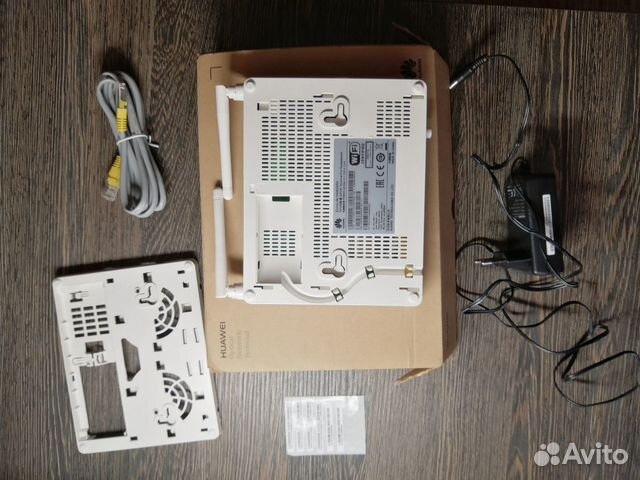 WiFi роутер Huawei WiFi роутер Huawei