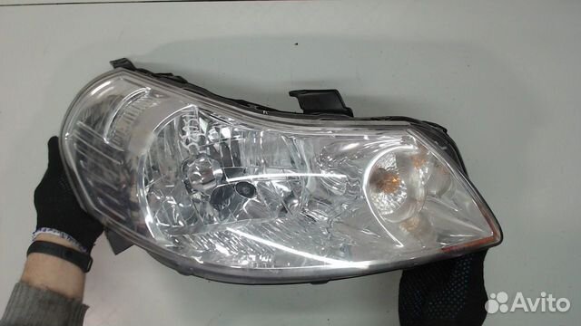Фара (передняя) правая Suzuki SX4, 2010 Фара (передняя) правая Suzuki SX4, 2010