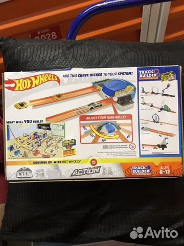 Ускоритель hot wheels угловой Ускоритель hot wheels угловой