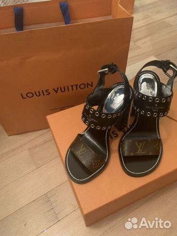 Босоножки Louis Vuitton новые