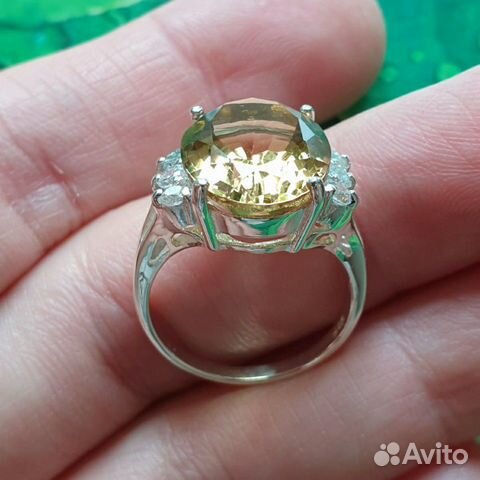 Серебряное кольцо с цитрином