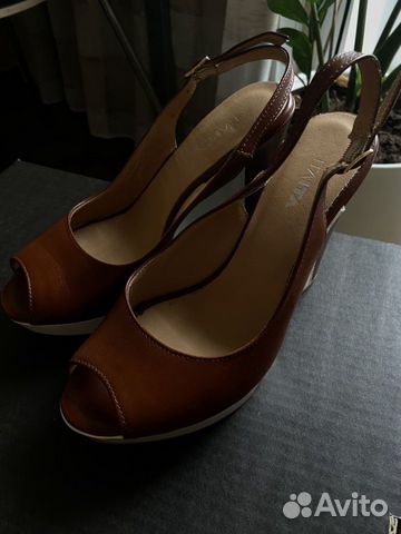 Босоножки кожа, 36 размер (маломерки на 35) Босоножки кожа, 36 размер (маломерки на 35)