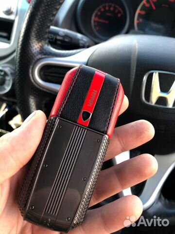 Телефон Ferrari Телефон Ferrari
