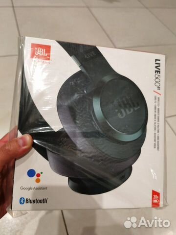 Беспроводные наушники JBL Live 500BT новые зеленый Беспроводные наушники JBL Live 500BT новые зеленый
