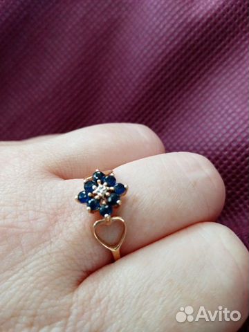 Золотое кольцо с сапфирами, новое с биркой Золотое кольцо с сапфирами, новое с биркой