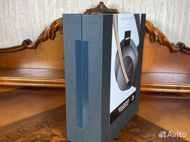 Bose Noise Cancelling 700 Limit + Changing Case Bose Noise Cancelling 700 Limit + Changing Case
