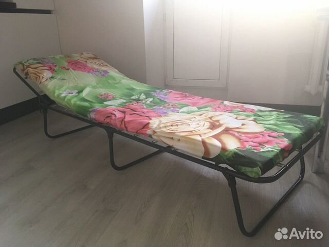 Раскладушка с матрасом