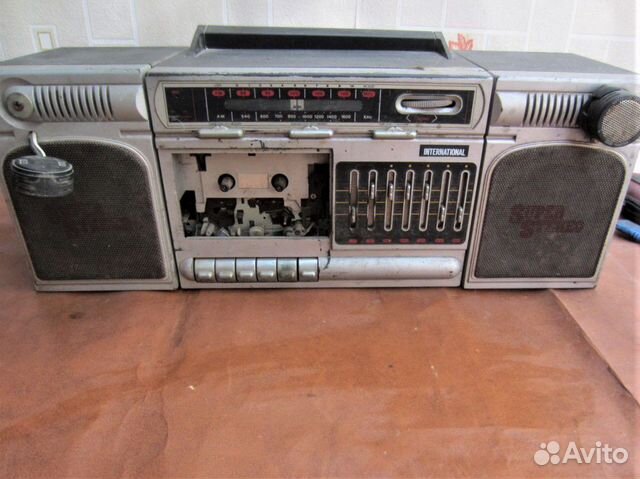 Магнитола International 7227 под ремонт