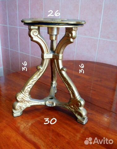 Подставка под цветы