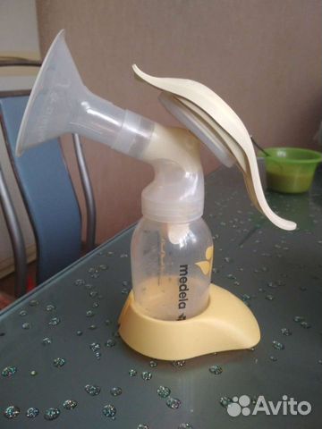 Молокоотсос Medela (Медела) ручной (механический)