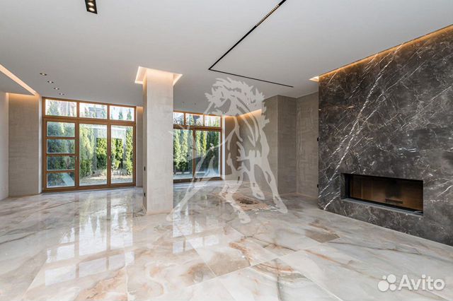 Таунхаус 350 м² на участке 4 сот.