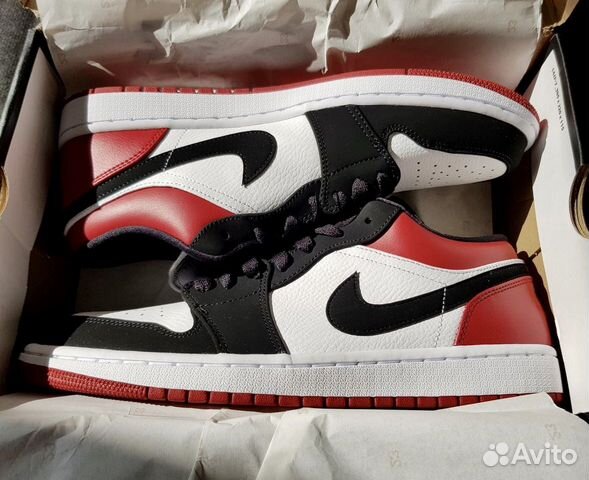 aj 1 low black toe