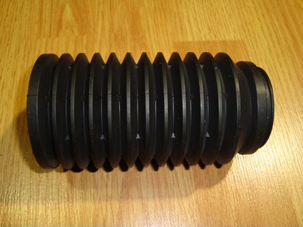 Пыльник переднего амортизатора Passat B3, B4