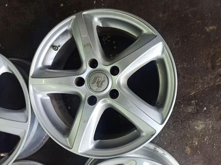 Диски бу литые R16 P на Suzuki