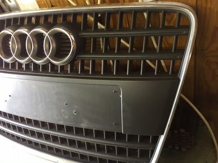 Решетка радиатора решотка Audi Q7 ауди ку7 05 +