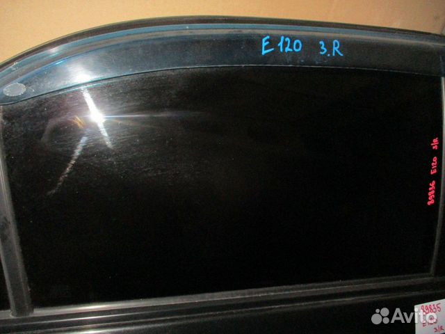 Стекло двери задней правой Toyota Corolla (E120)