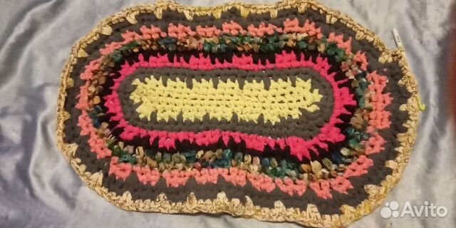 Коврик ручной работы