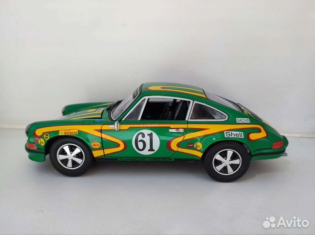 Porsche 911 Kremer #61 1972 1/18