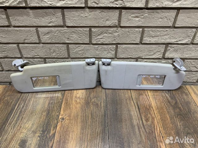 Skoda Yeti Козырек солнцезащитный LH RH