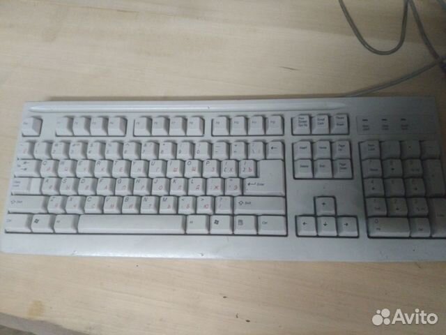 Клавиатура для компьютера с проводами