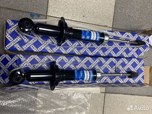 Амортизаторы задние lancer 9 2шт