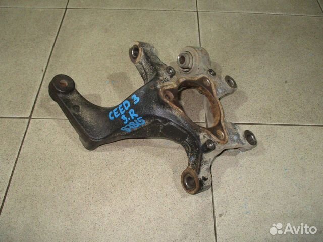 Кулак поворотный задний правый Kia Ceed 3 (CD)