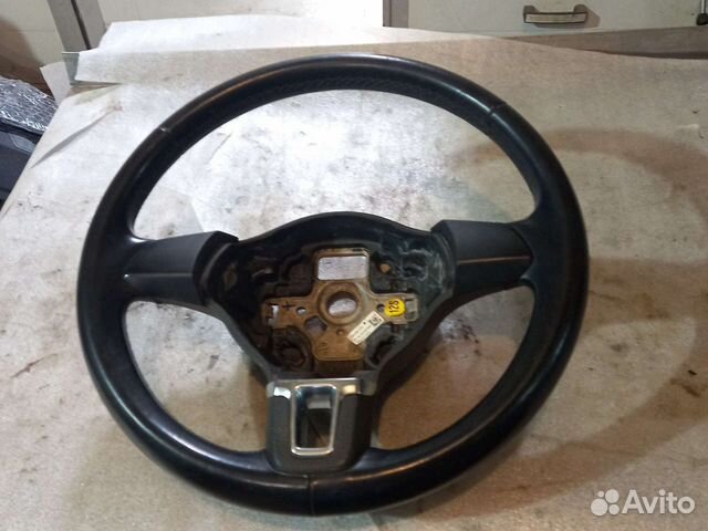 Рулевое колесо VW Tiguan 1