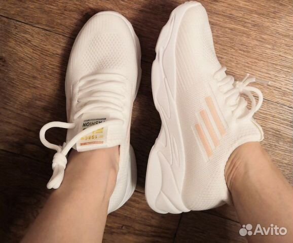 Кроссовки 39