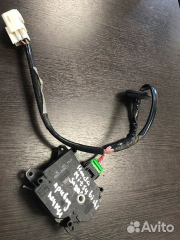 Моторчик заслонки печки Mitsubishi