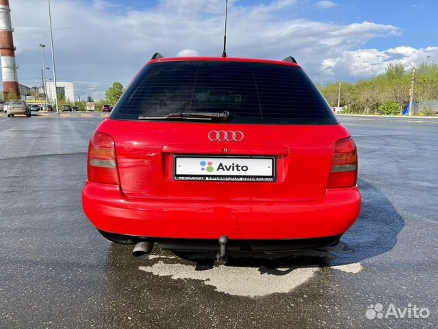Audi A4 1.8 AT, 1998, 200 000 км