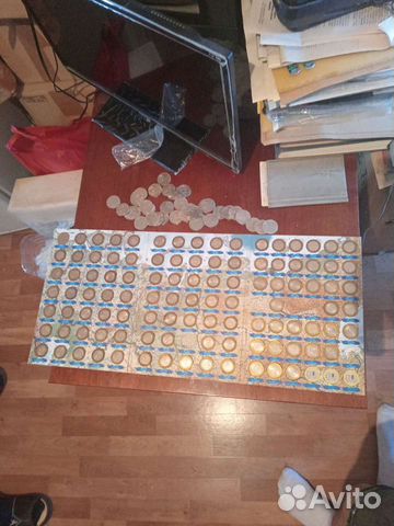 Юбилейные монеты