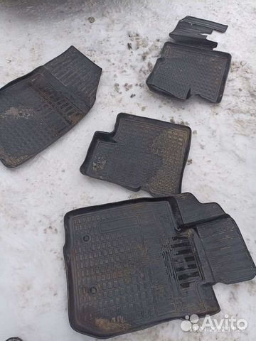 Автомобильные коврики резиновые