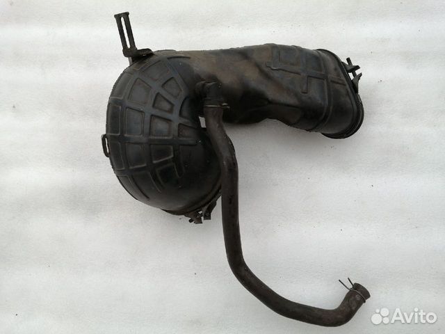 Suzuki Boulevard C50 патрубок воздушного фильтра