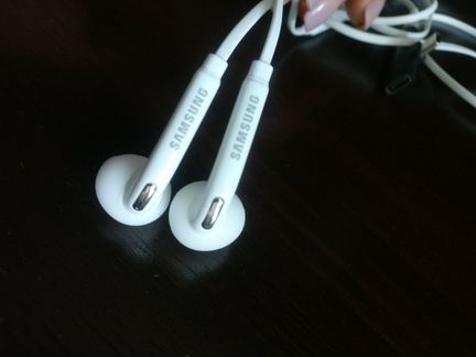 Наушники новые samsung оригинал