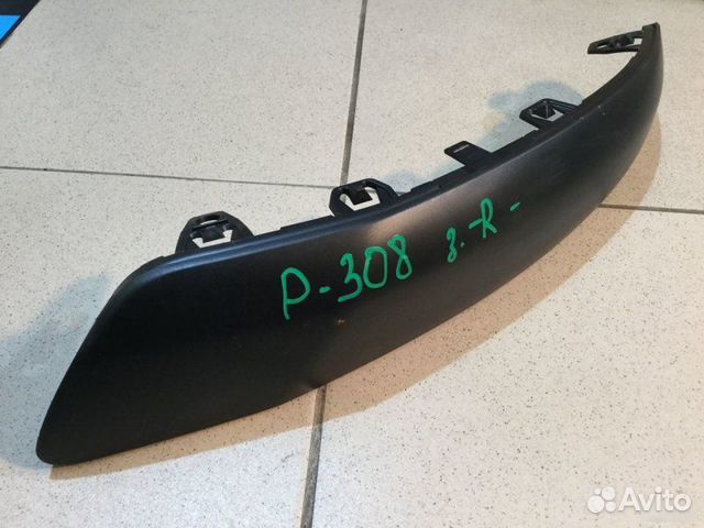 Накладка заднего бампера правая Peugeot 308 2007