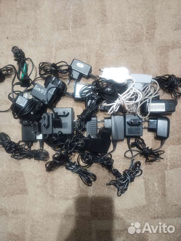 Провода для зарядки телефонов и блоки питания