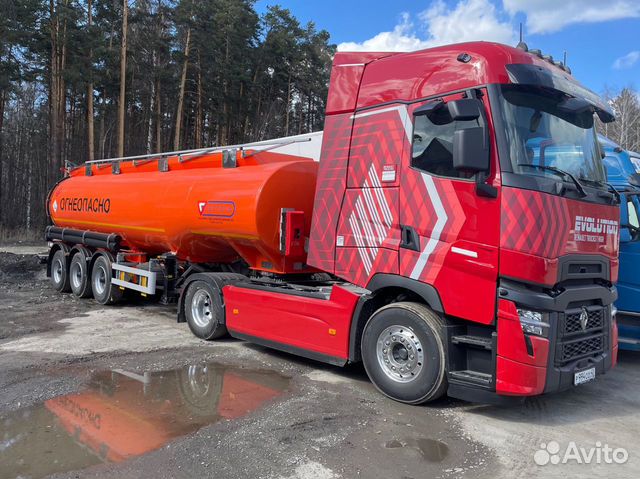 Перевозка топлива бензовозом Renault 29000 л