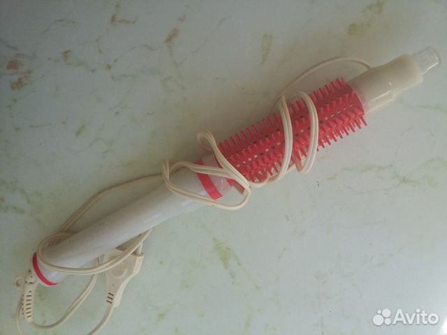 Плойка-расческа