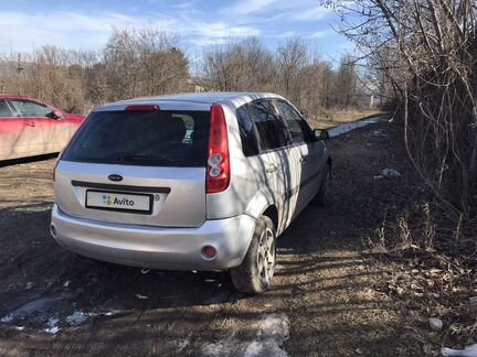 Ford Fiesta 1.4 МТ, 2006, 300 000 км